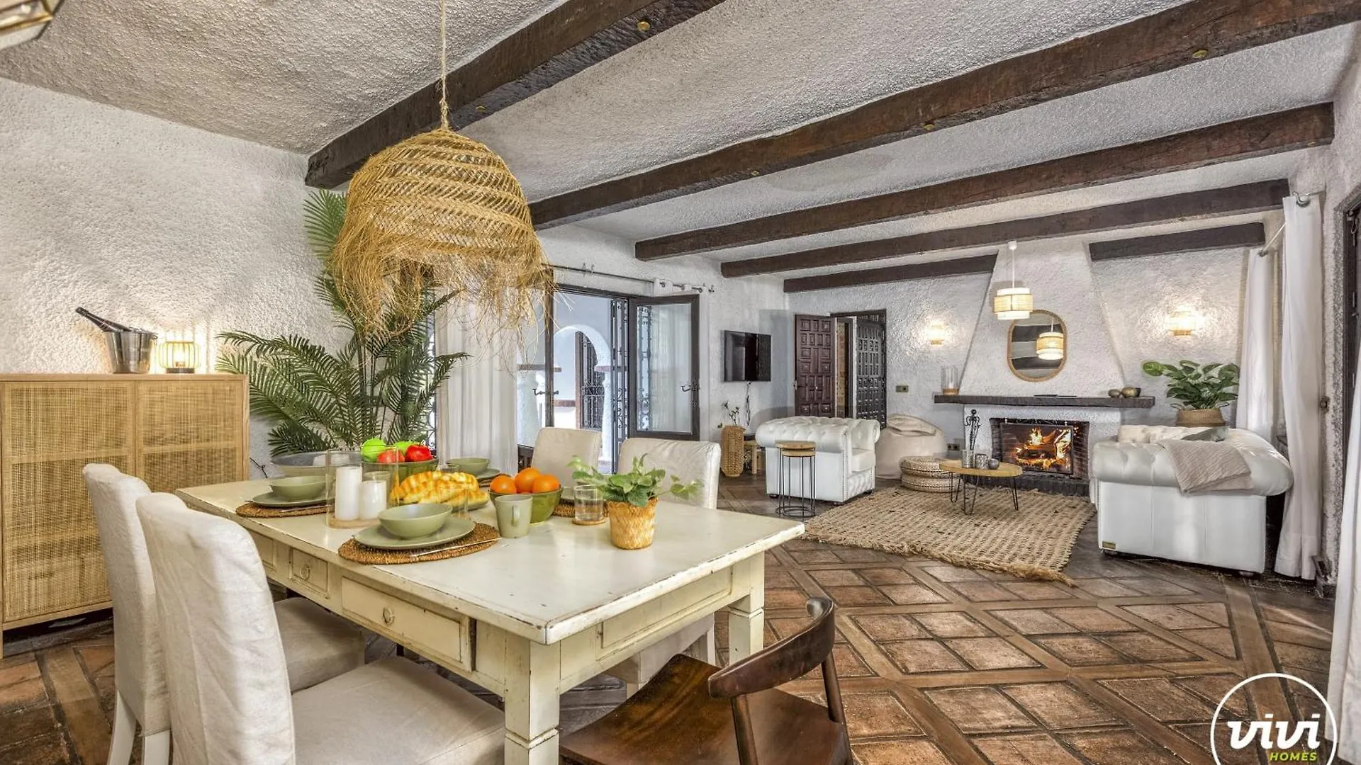 Vivi Homes - Villa Costabella Pool, Sauna, Garden & Beach Marbella